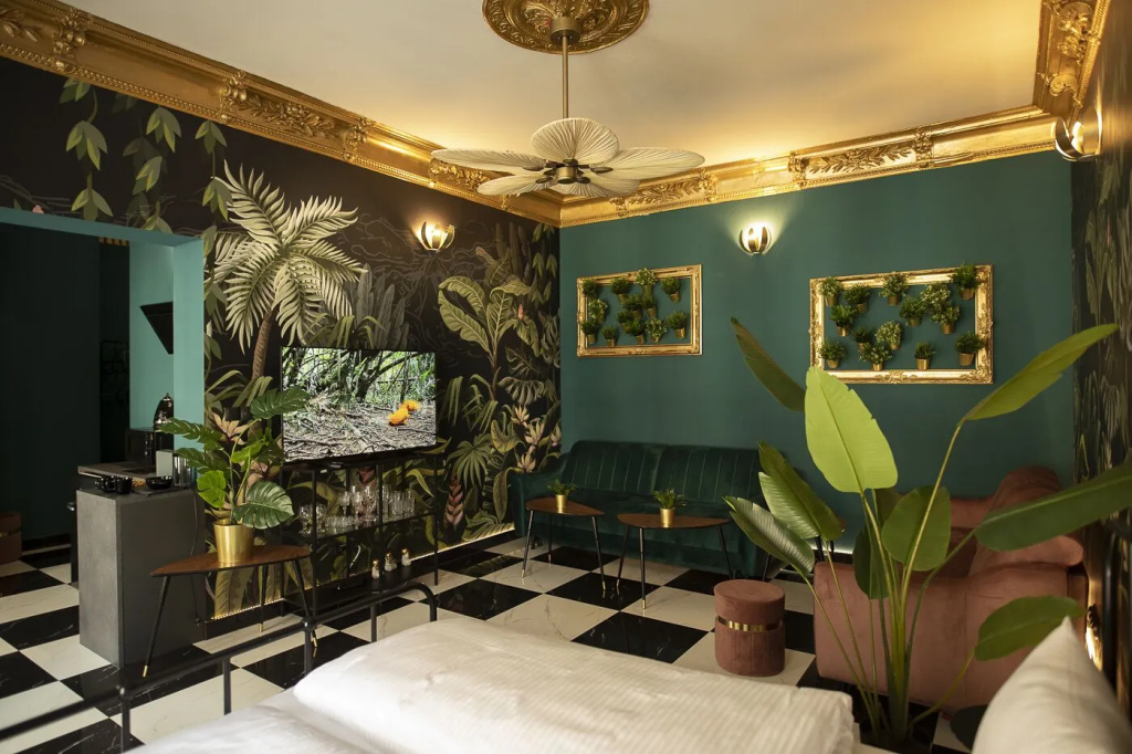 Jungle Apartments