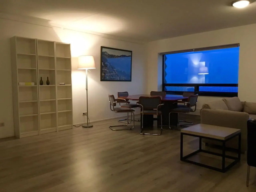 Amazing Apartment on 38th floor 770