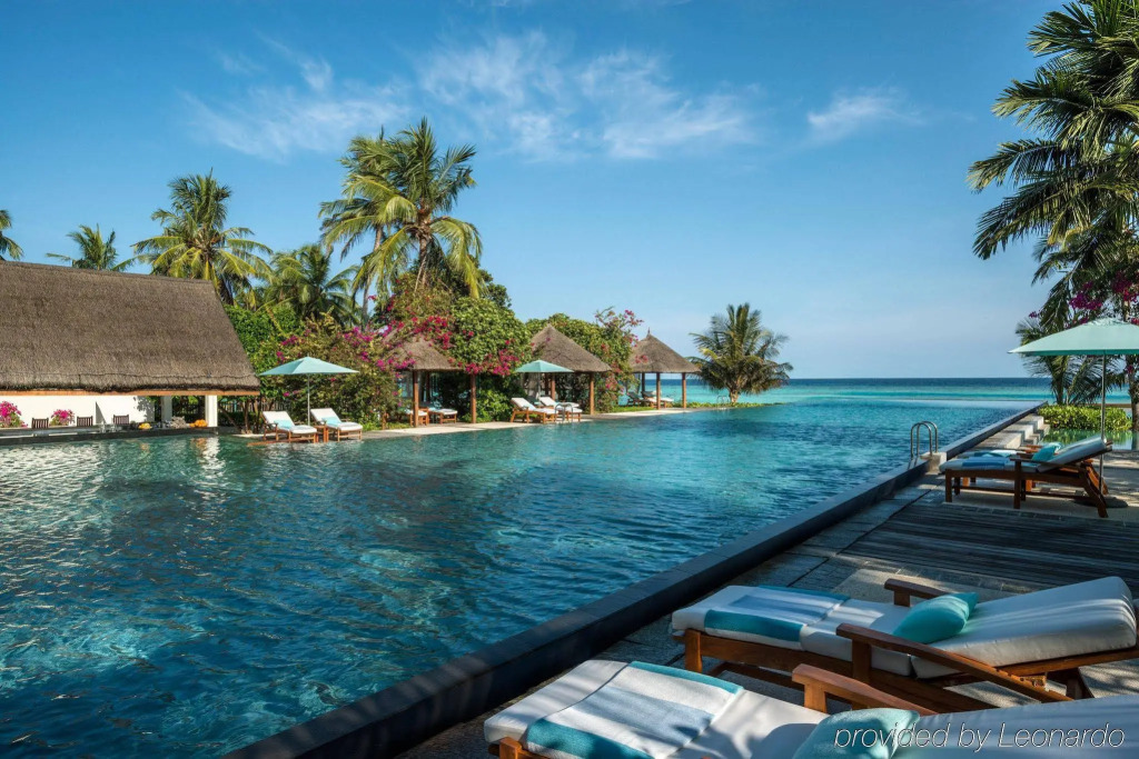 Four Seasons Resort Maldives at Landaa Giraavaru