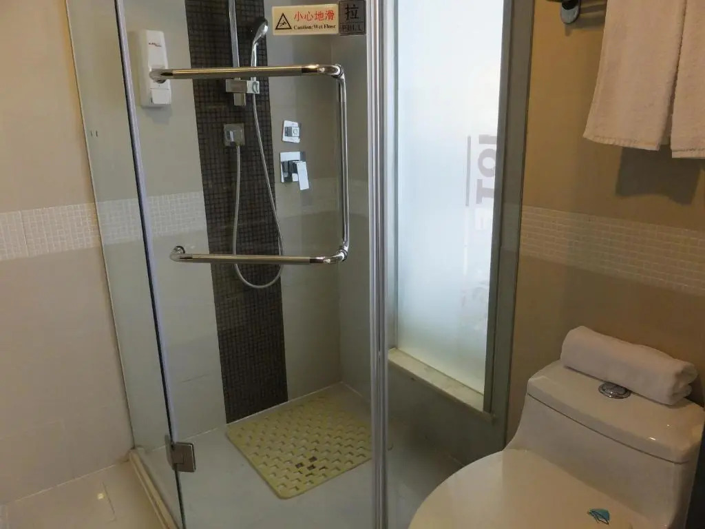 Motel Wuhan Yellow Crane Tower Shouyi Square Fuxing Road Metro Station