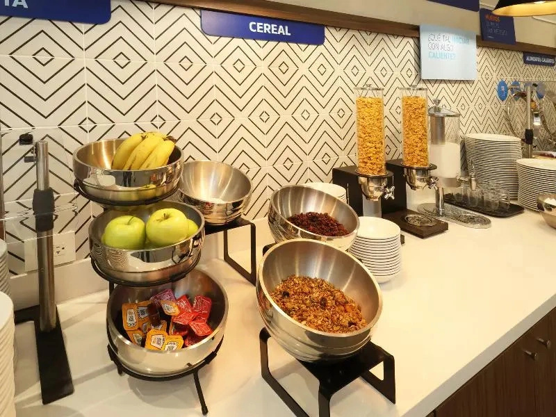 Holiday Inn Express & Suites Monterrey Sendero by IHG