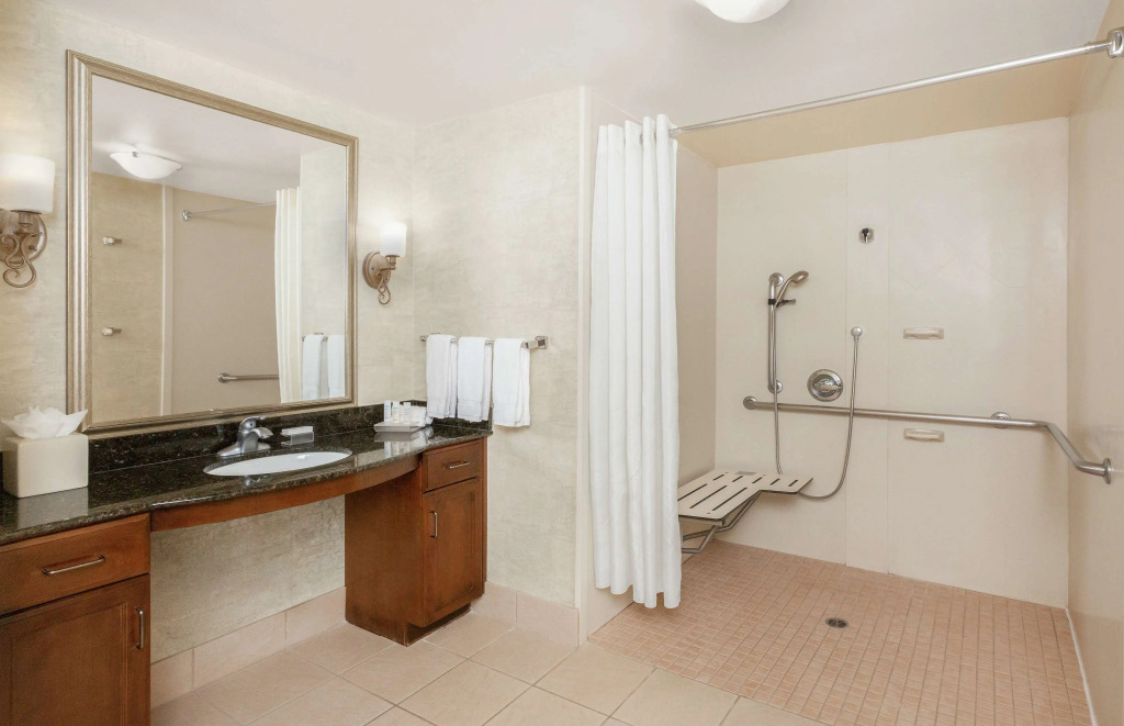 Homewood Suites by Hilton Sacramento Airport-Natomas