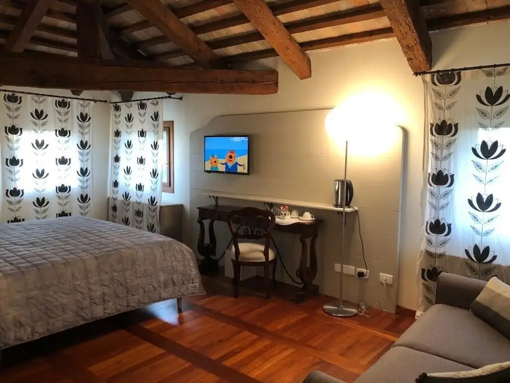 Hotel Donna Lucia