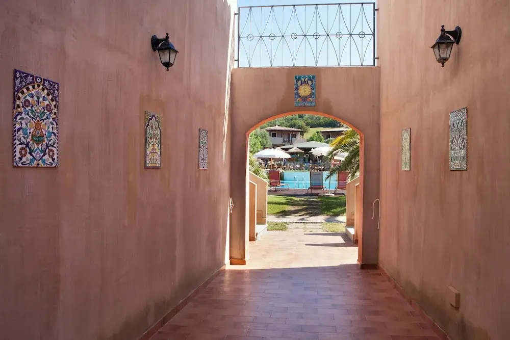 Residence with pool in Campulongu