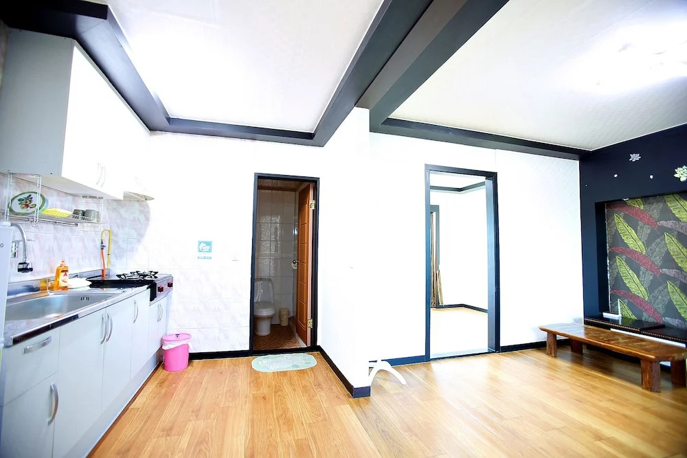 Grand Blue Pension