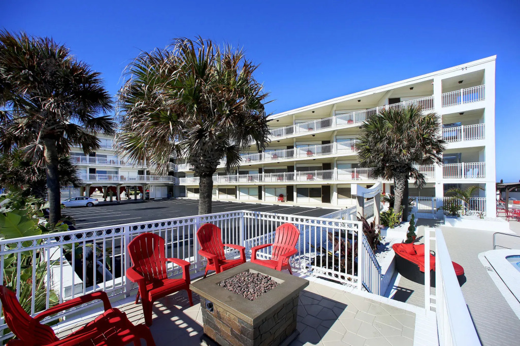 Chateau Mar Beach Hotel NEWLY REFURBISHED