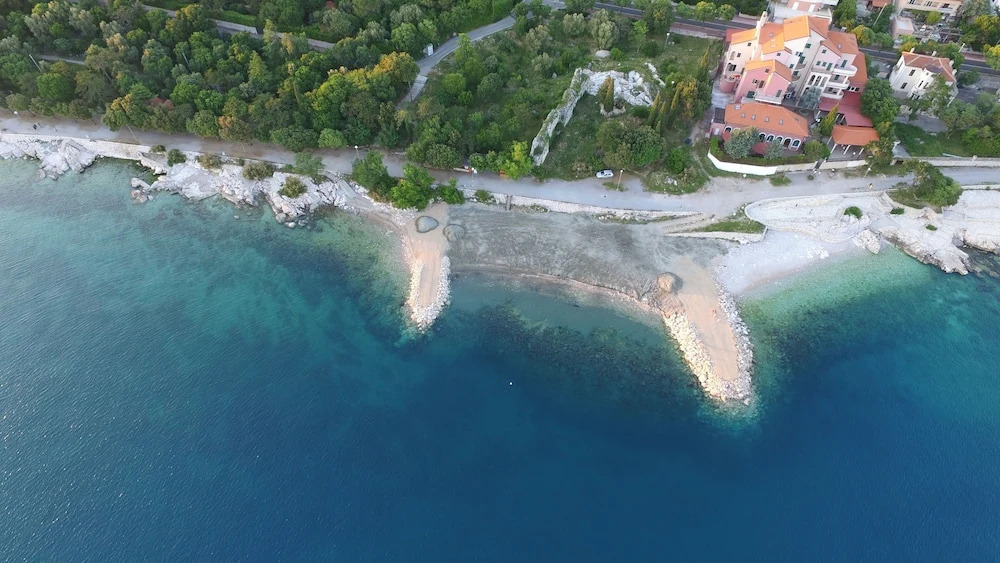 Pansion Ruža