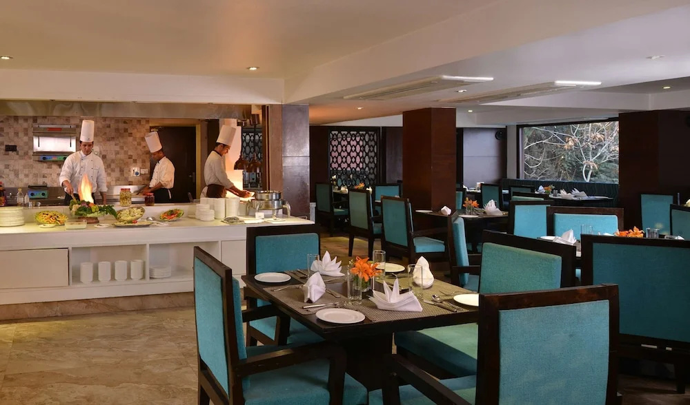 Golden Tulip Srinagar