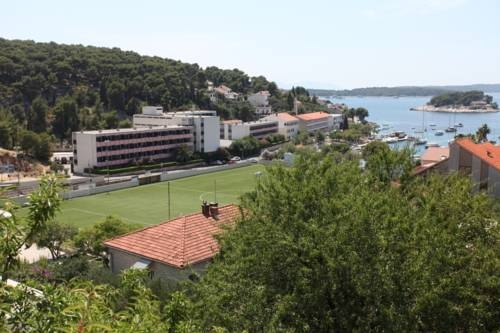Apartments & Rooms Zlatica Hvar