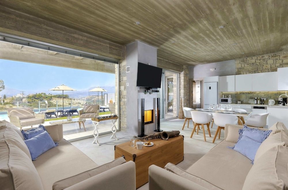 Kouros Villa