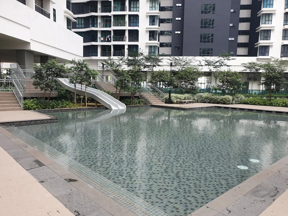 KLTS 5 Pax at Setapak Near KL City Central