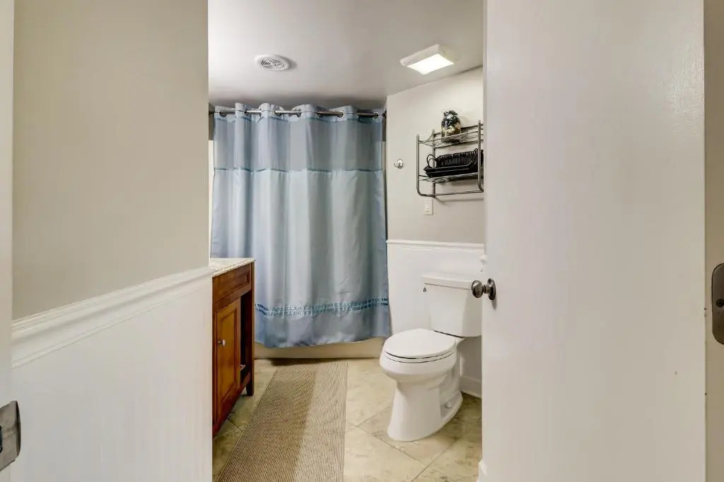 512 Oceanwalk 2 BR Forest Beach Condo