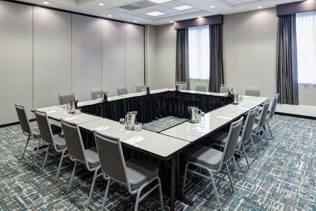 Hampton Inn & Suites Chicago North Shore