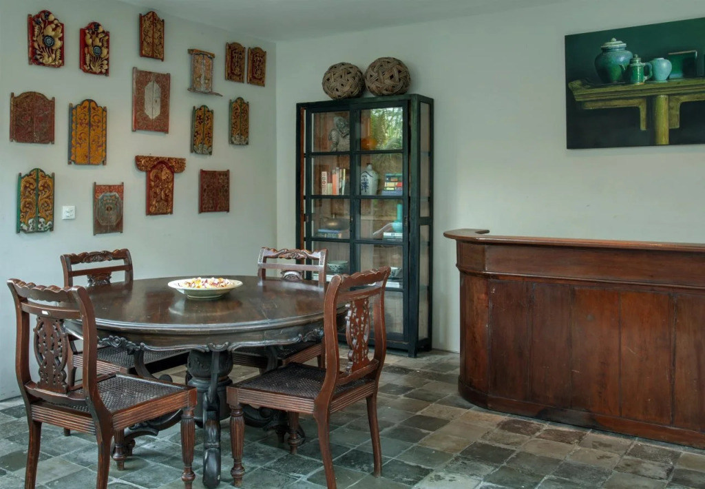 Room & Vespa 3 - Relaxing Stay Center Seminyak