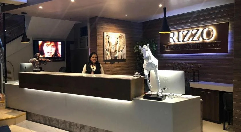 Rizzo Plaza Hotel