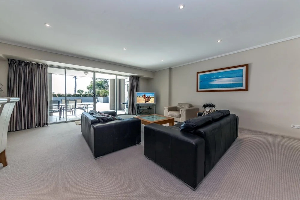 Scirocco, Unit 1/23 Tomaree Street