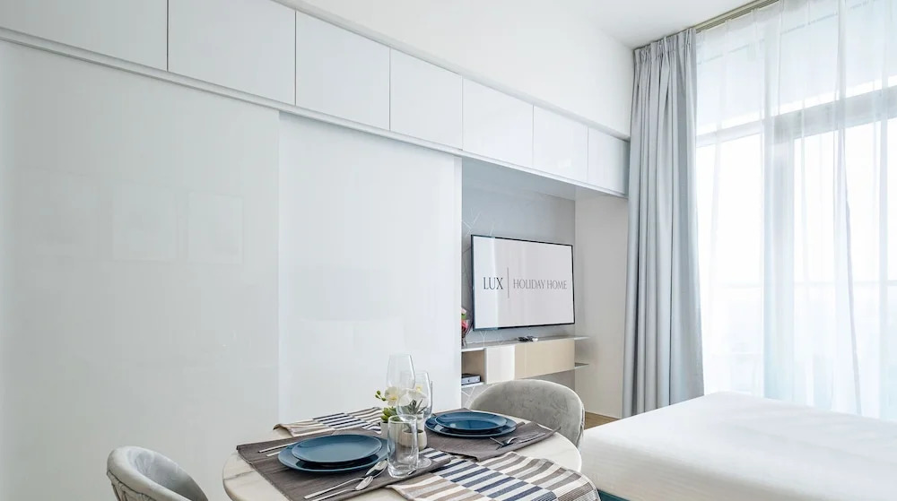 LUX Holiday Home - Studio One 2