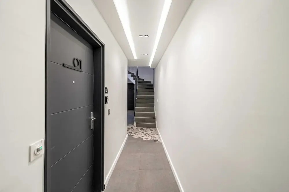 Charming 1 Bedroom Apartment- Heart of Cannes