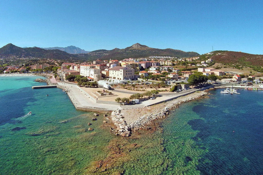 Res Le Vieux Moulin Ile Rousse, Apartment for 4 pers