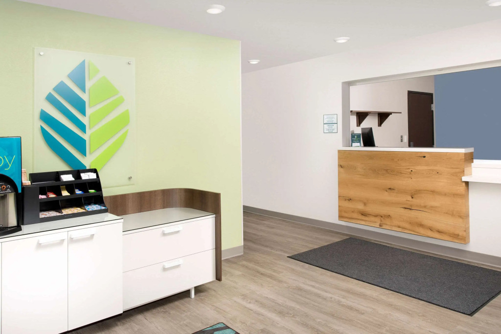 WoodSpring Suites Chicago Tinley Park