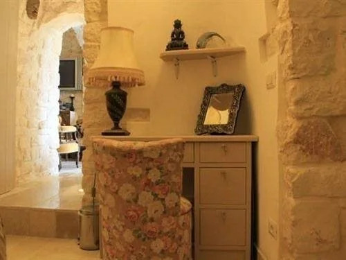 16 Trulli e Giardini
