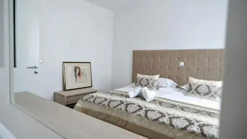 Hotel Consul