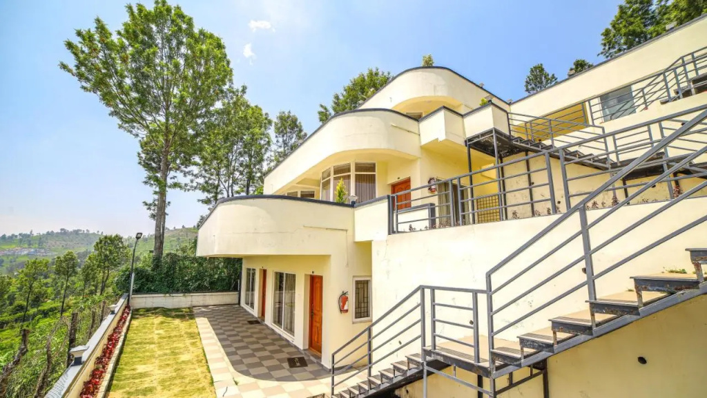 Aira Residency Kothagiri by Lexstays