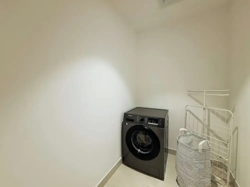 Stylish 1BR Apartment in La Sirene