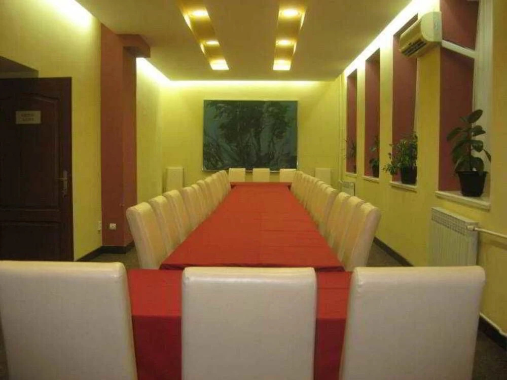 Hotel Leotar