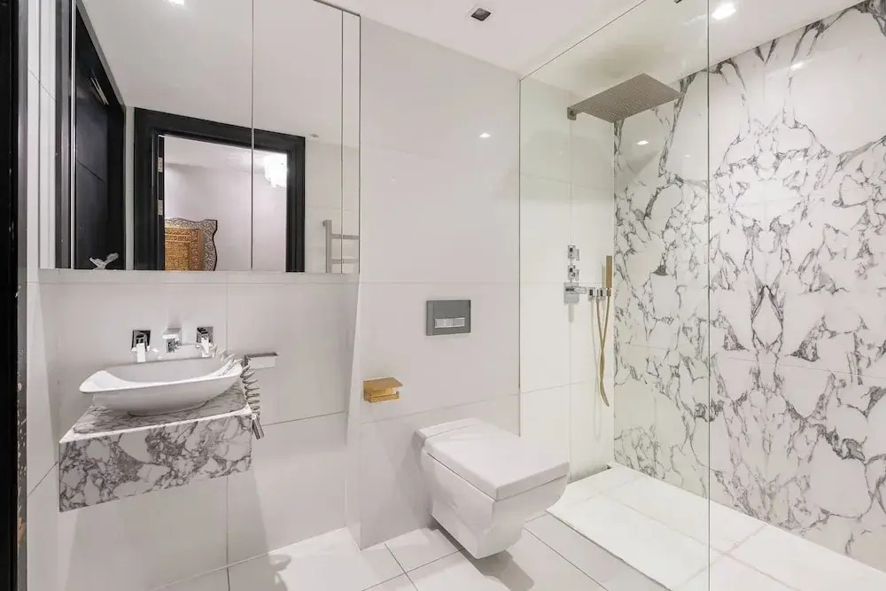 Luxury Kensington Home - Concierge Elevator AC