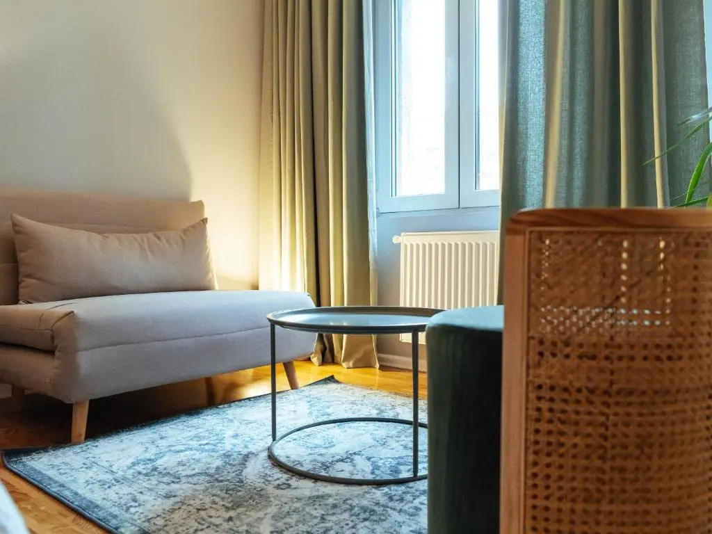 Amazing Location - City Center Studio