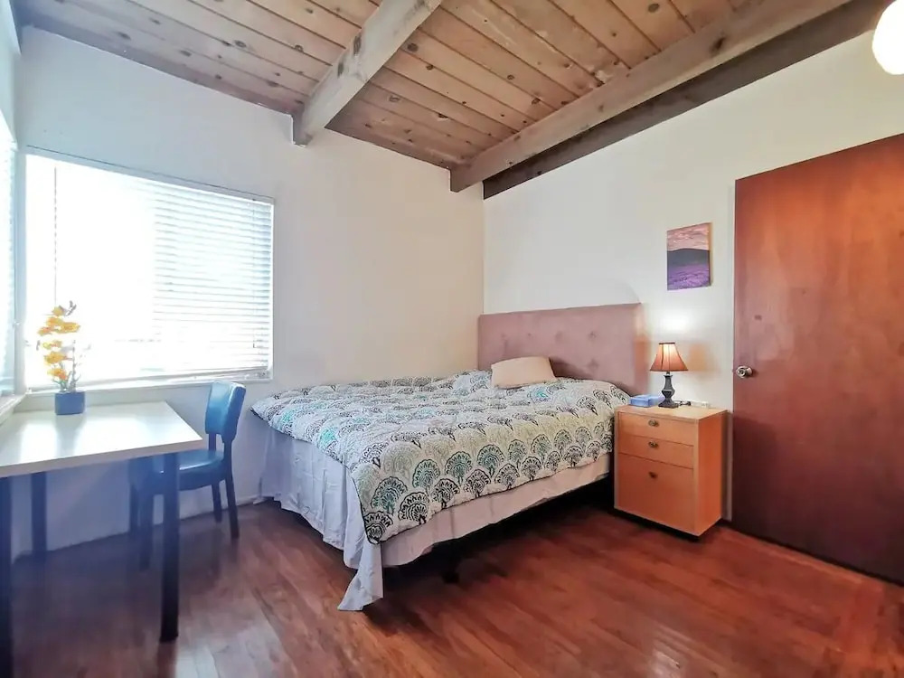 Comfy 2BR 1Bath Apartment near HWY580-80