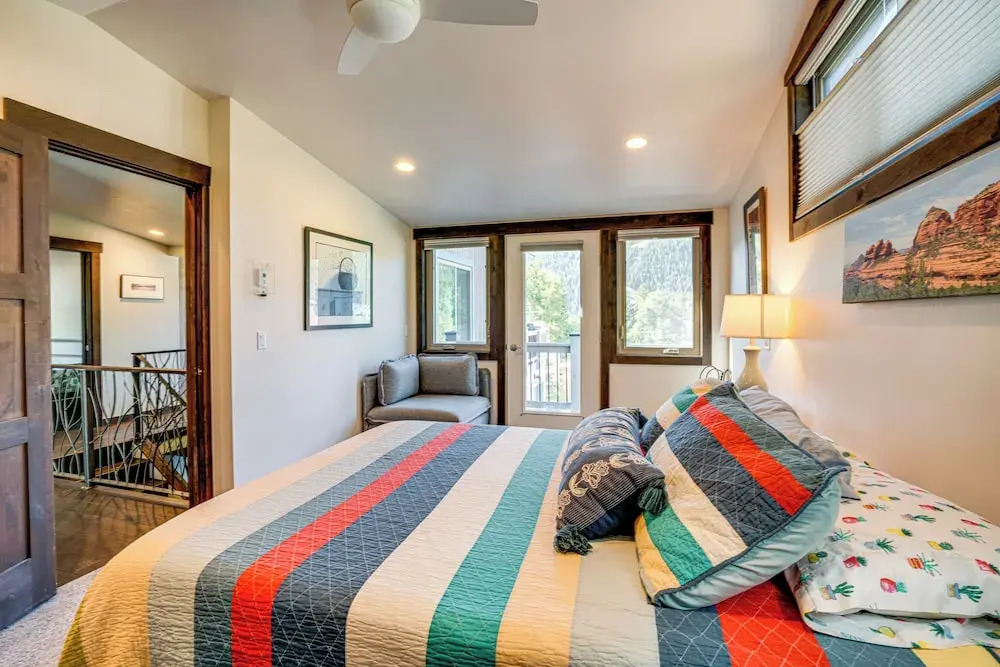 Walk to Slopes: Home w/ Hot Tub in Keystone