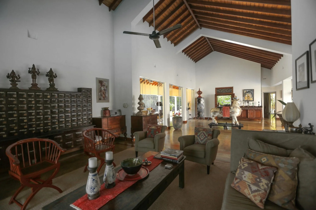 Villa Hundira