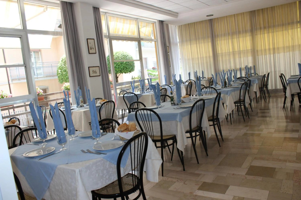 Hotel Amados