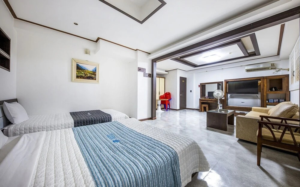 Time Terminal Hotel Daejeon 2nd by Anook