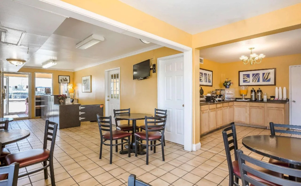 Economy Inn Buttonwillow Bakersfield I-5
