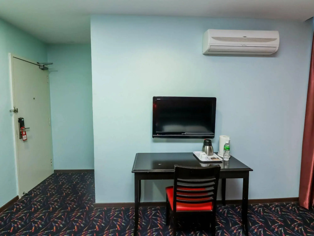 NIDA Rooms Johor Impian Emas