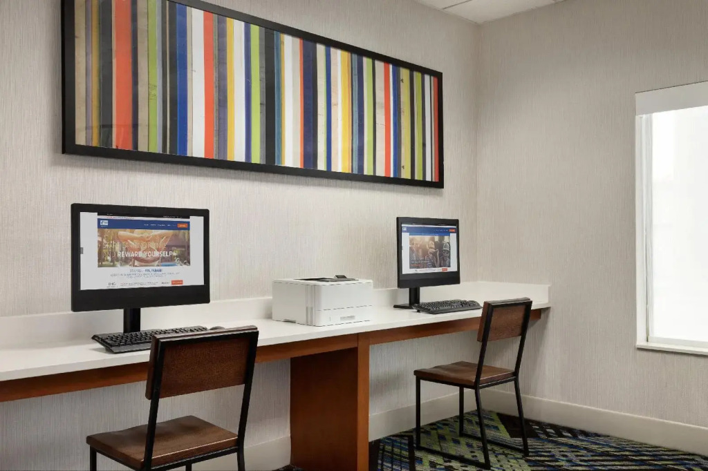 Holiday Inn Express & Suites Searcy by IHG