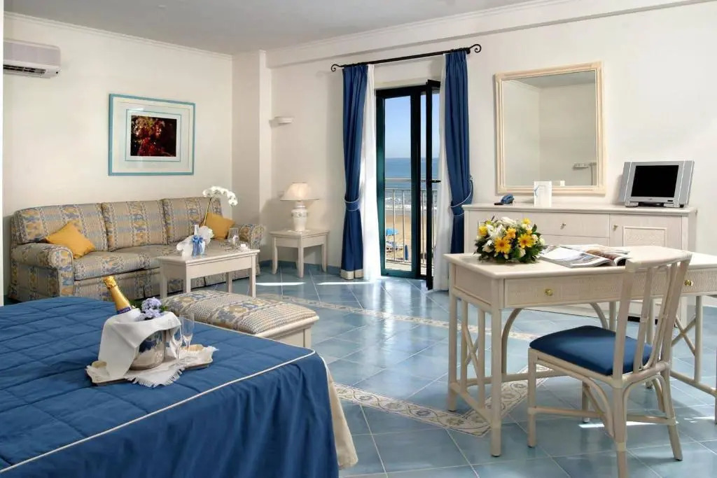 Aurora Hotel & Suites Sul Mare - Adults Only