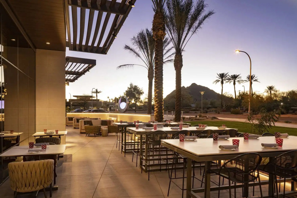 Caesars Republic Scottsdale, a Hilton Hotel