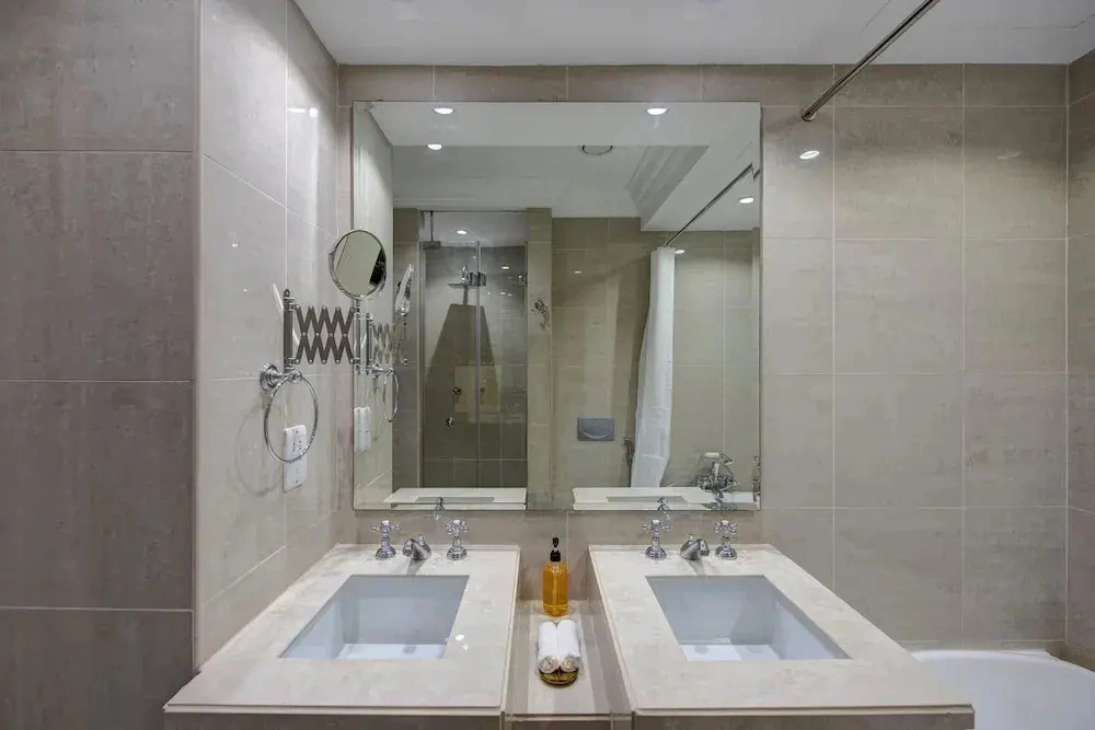 Durrani Homes - Souk Al Bahar Living Besides Burj khalifa & Fountain