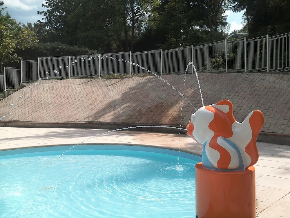 Camping Les Chelles