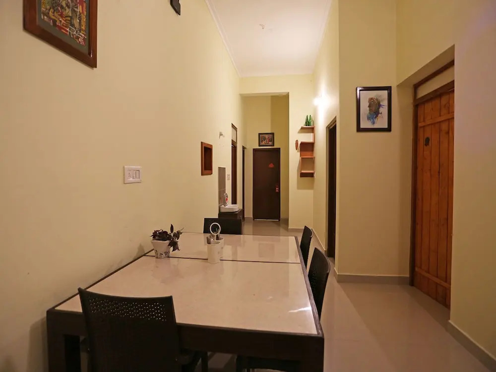 OYO 9263 Home Breezy 2 BHK Stuart Hill
