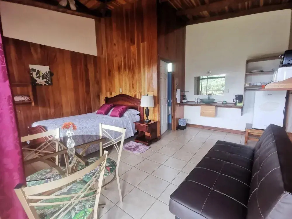 Monteluna Studios Monteverde