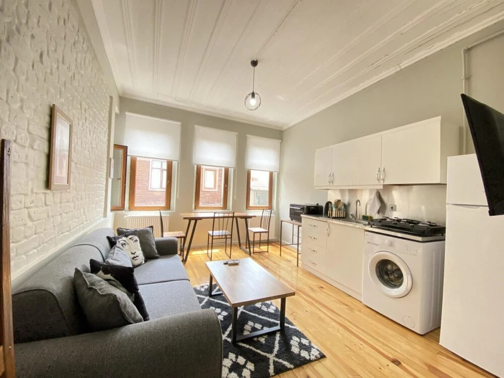Central Flat Close to Pera Museum in Beyoglu