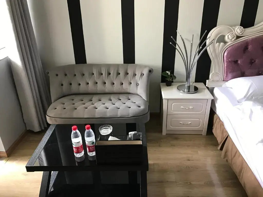 Nian Jia Hotel