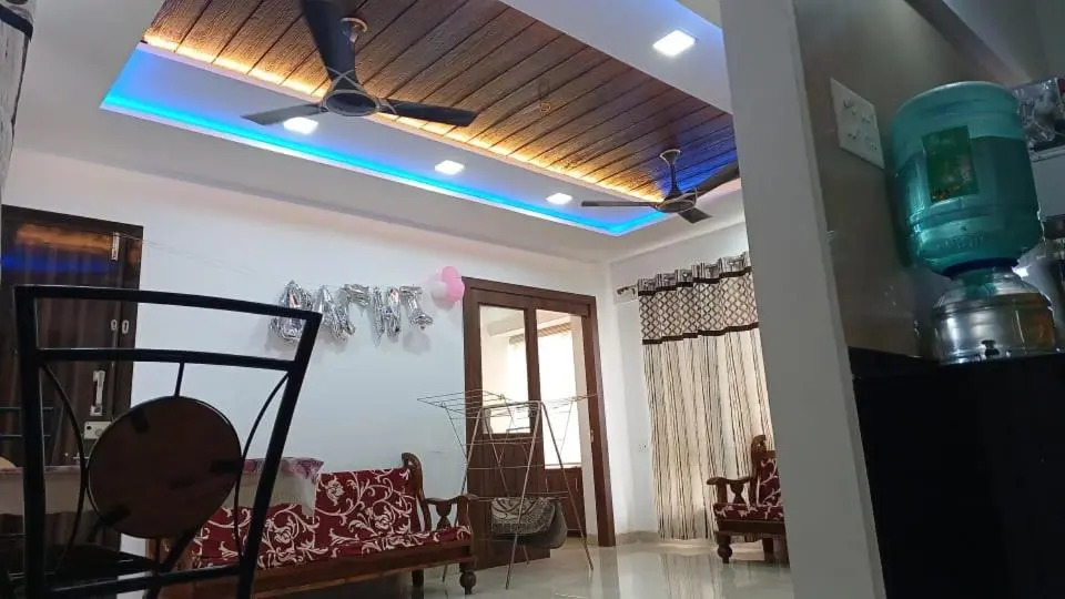 2bhk fully furnished flat