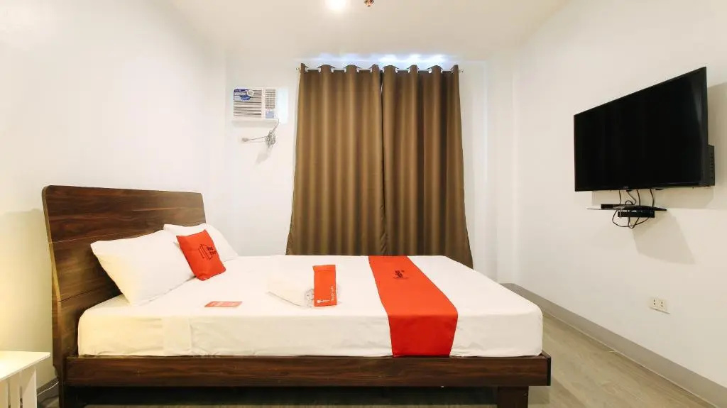 RedDoorz near Zobel Roxas St