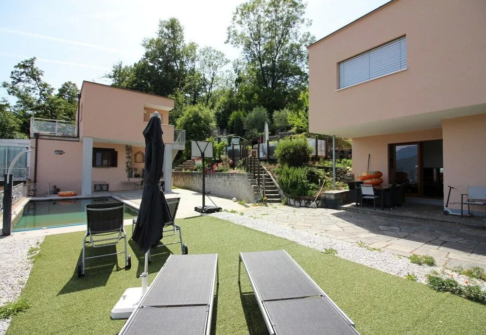 Ca' Balmelli With Shared Pool